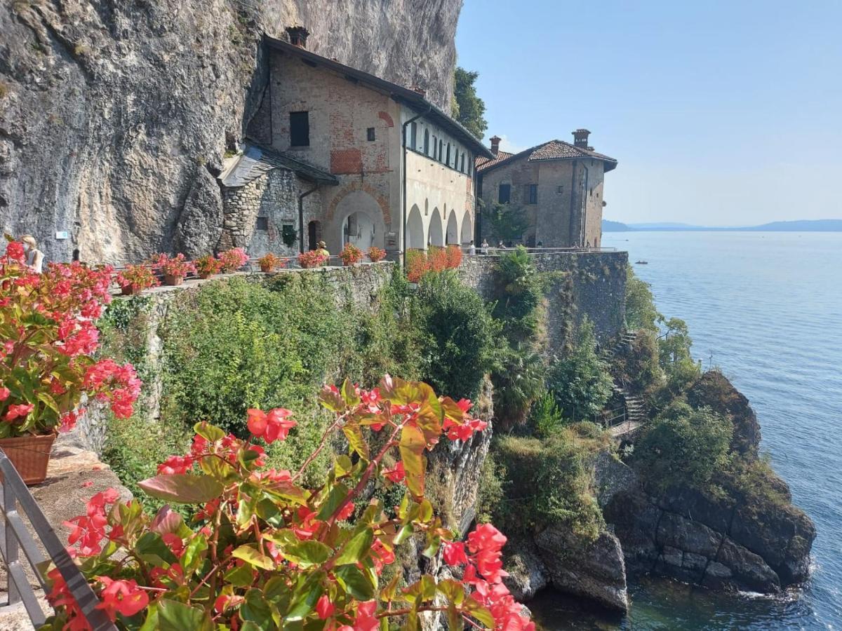 Bnbook Casa Dei Peschi - Lago Di Monate Cadrezzate المظهر الخارجي الصورة